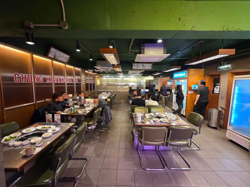 청기와타운 내부 전경