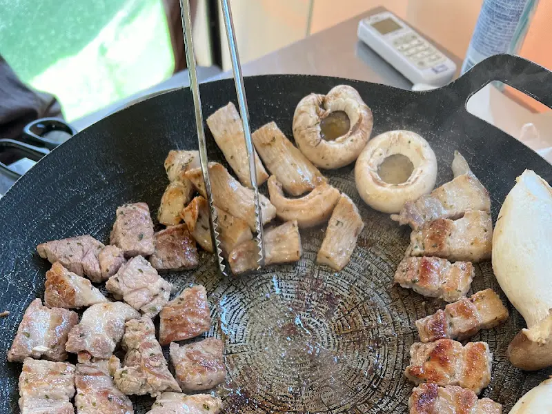 구워지고 있는 고기