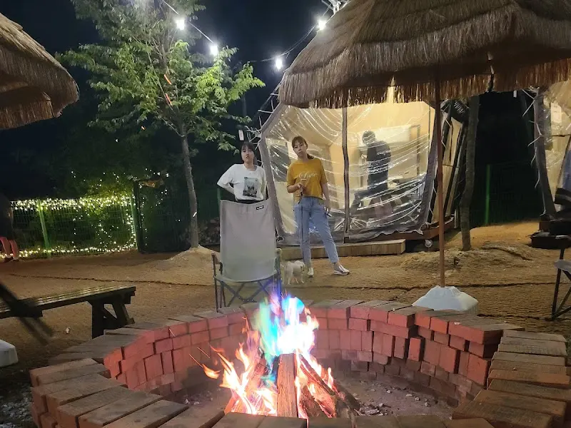 캠프파이어존
