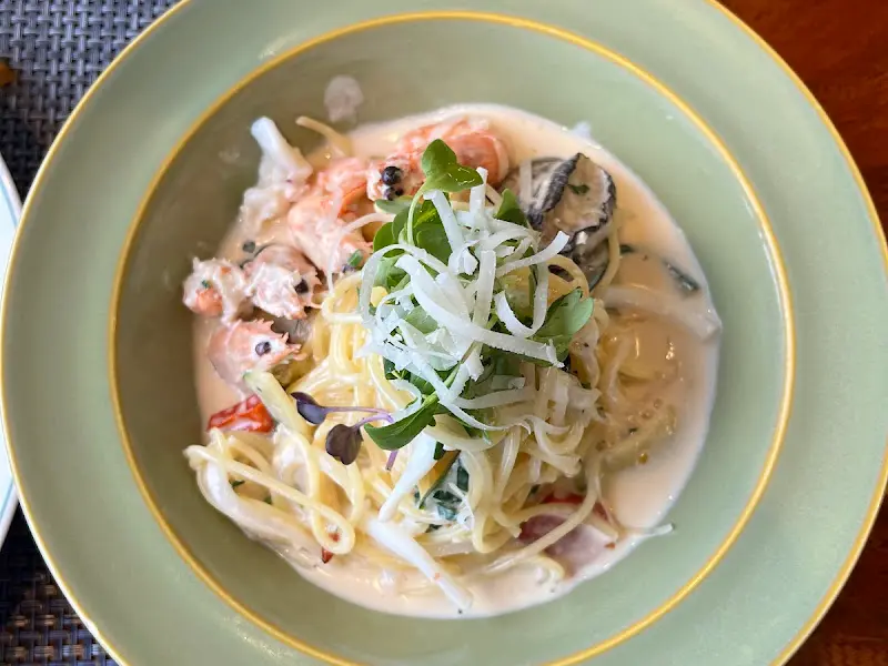 해산물이 듬뿍 들어간 파스타