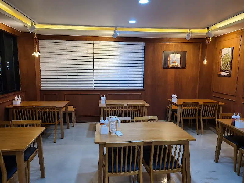 깔끔하게 정돈된 테이블