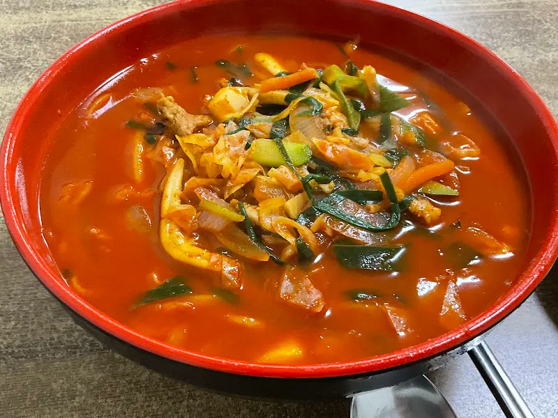 푸짐한 짬뽕