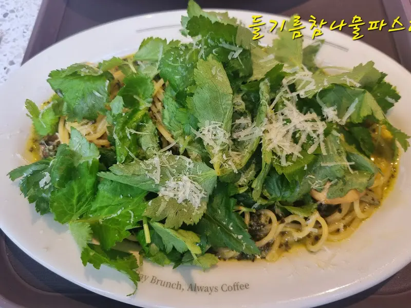 향긋한 들기름 참나물 파스타