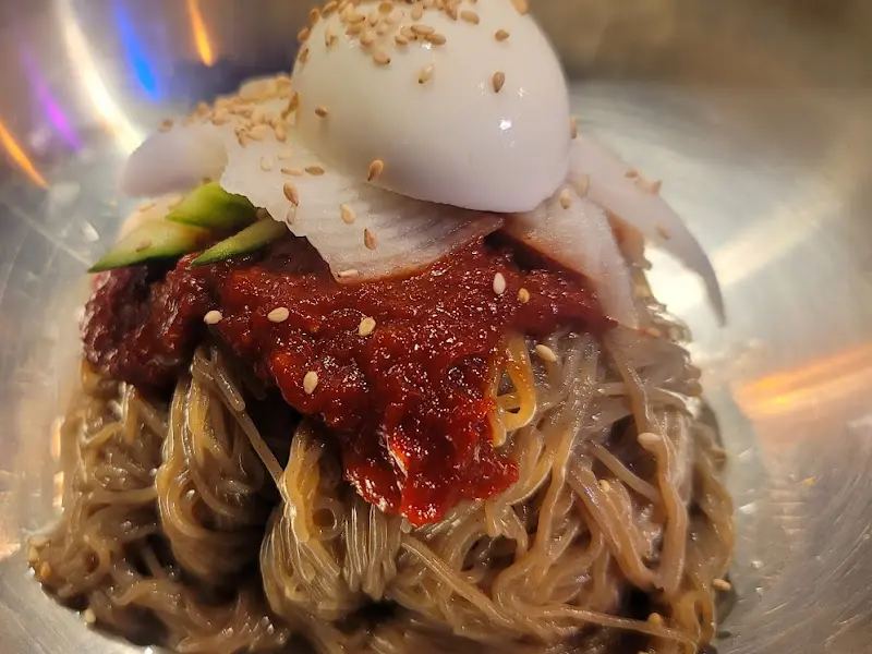 비빔냉면