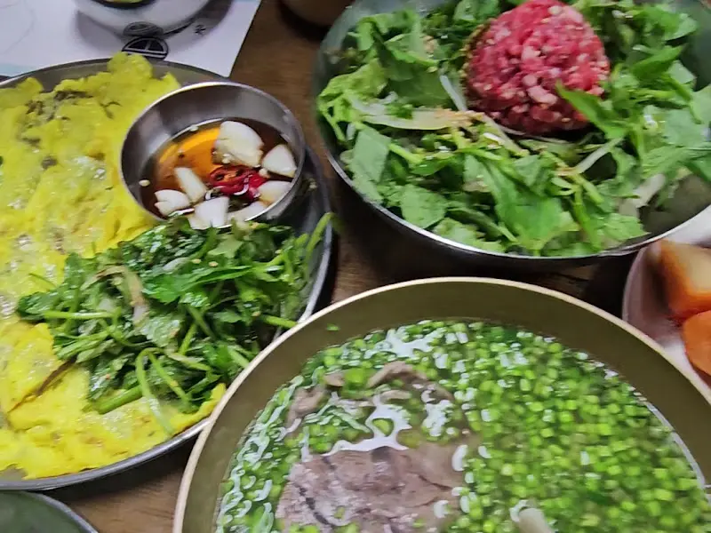 능동미나리 음식 한상차림