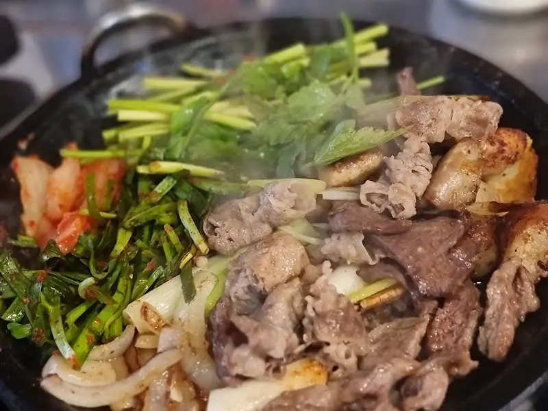 곱창, 대창, 막창, 김치의 조화