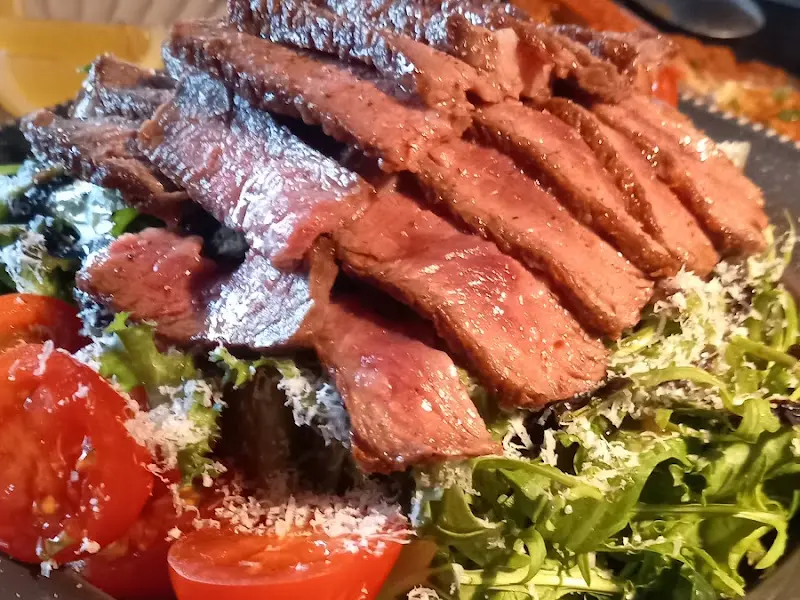 스테이크 샐러드