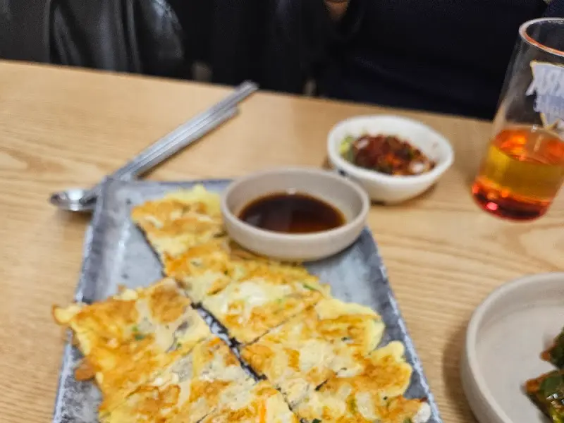 노릇하게 구워진 육전