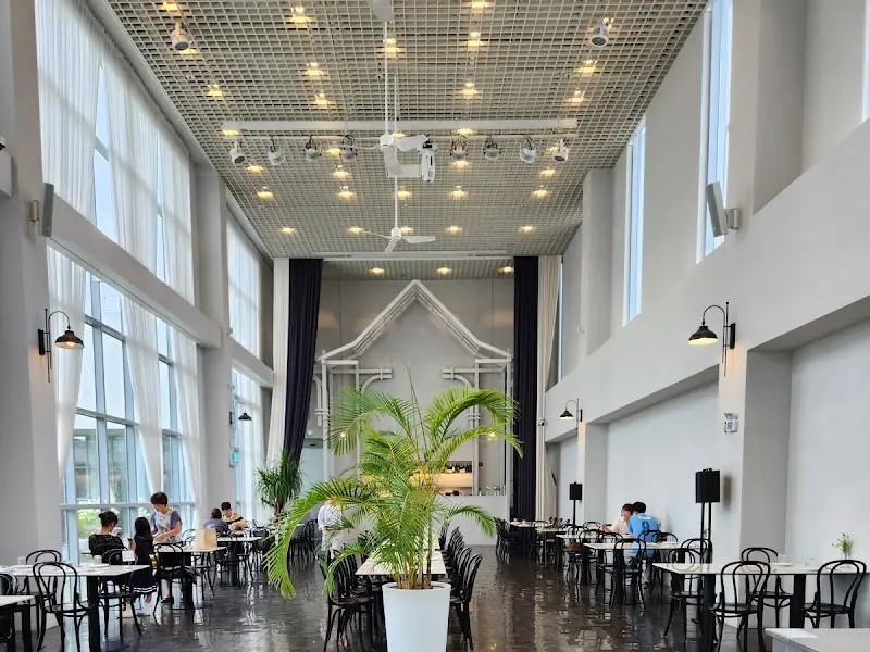 이안테라스 내부 전경