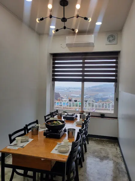 다목원의 테이블 세팅