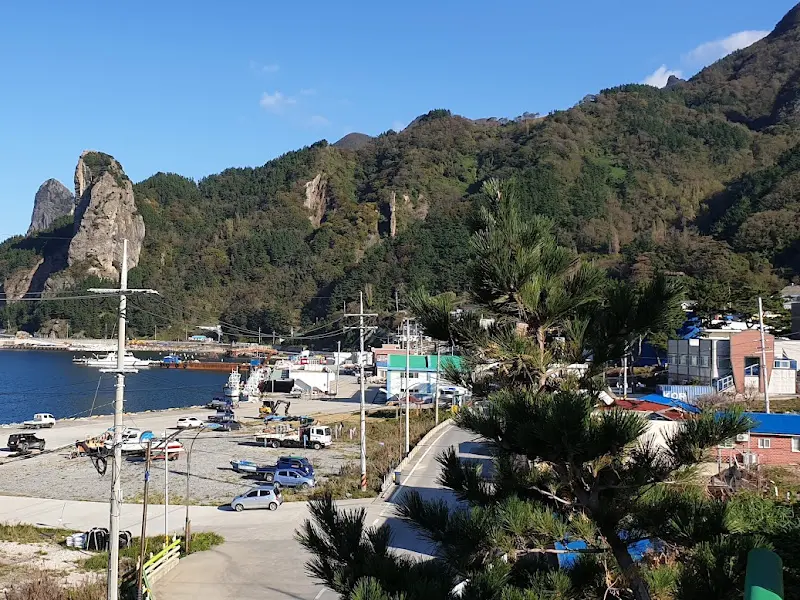 롯띠 BUN에서 바라본 울릉도 풍경