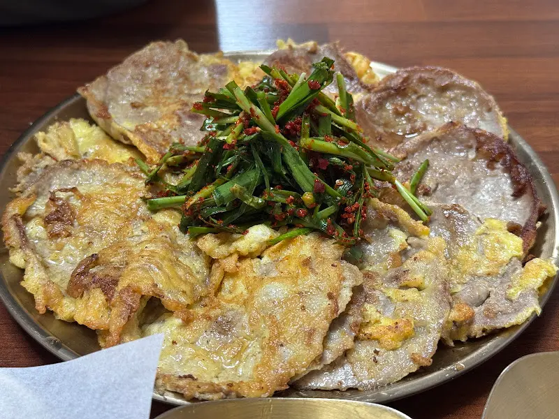 육전의 아름다운 자태