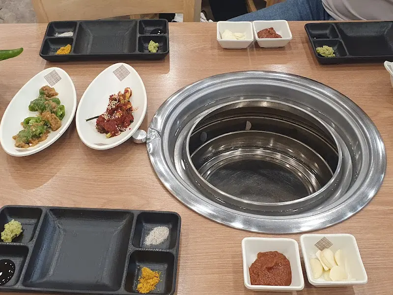 테이블 세팅 모습