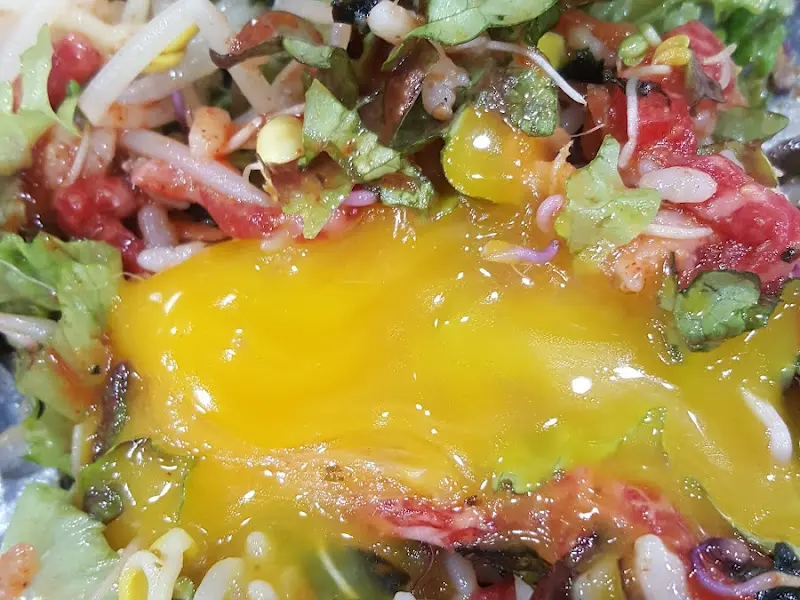 육회비빔밥 비빔 전