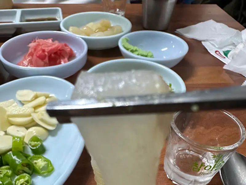 신선한 도다리회