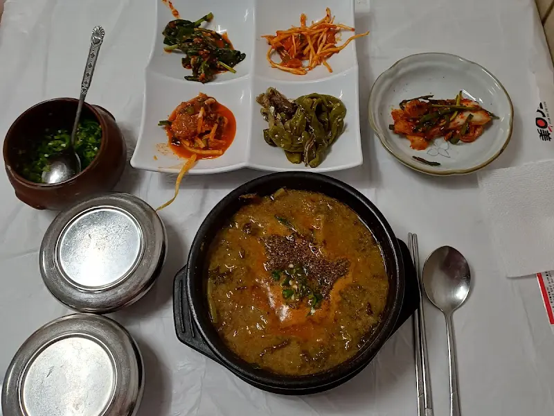 모란추어탕 한 상 차림