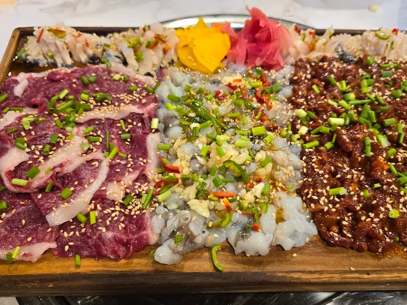 우아한 삼합 메인 플레이트