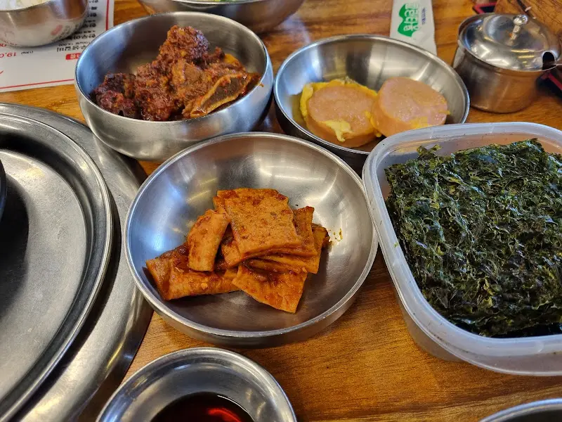 갈비찜과 밑반찬