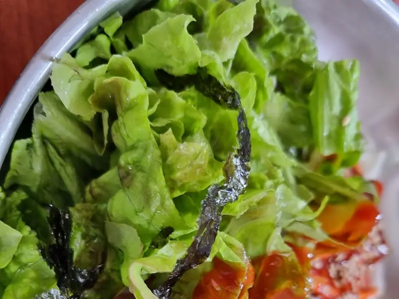 쫄면에 들어가는 싱싱한 야채들. 쫄면의 아삭한 식감을 더해줄 것 같다.