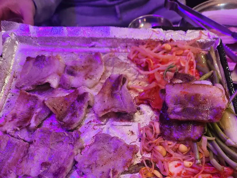 노릇노릇 익은 냉삼