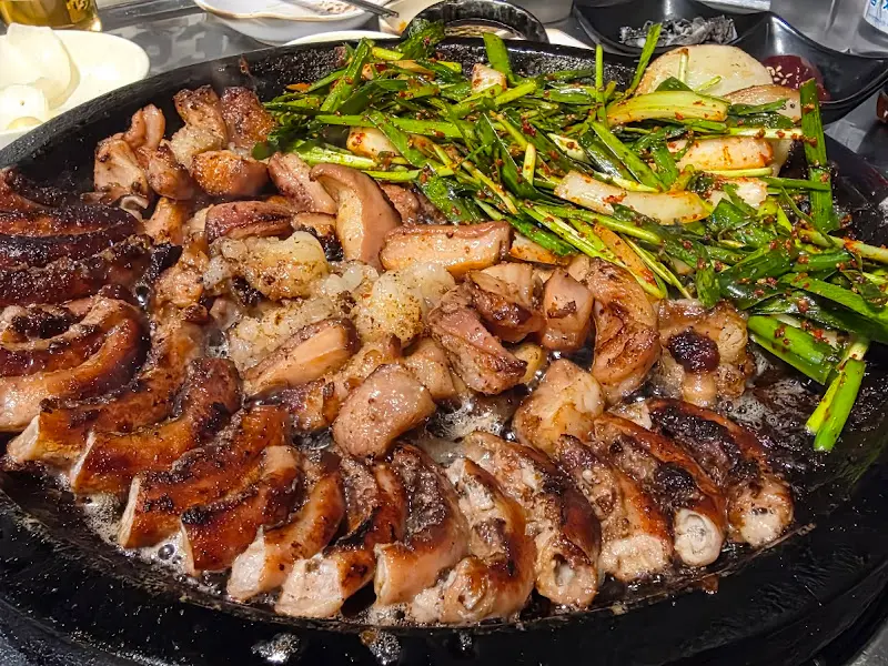 다 익은 곱창 모듬