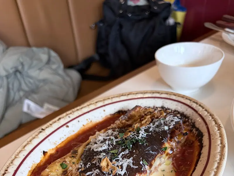 올리부스 꼼파뇨 내부 모습