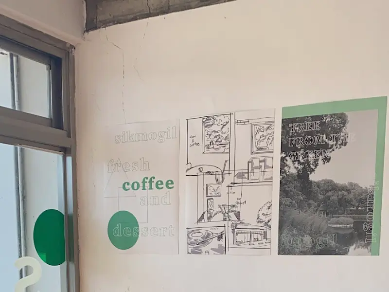 카페 내부 인테리어