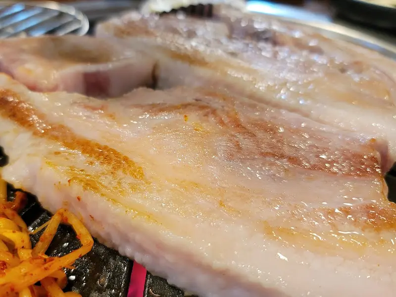 구워지는 삼겹살