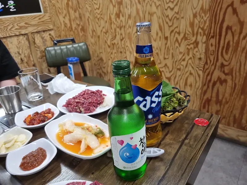 술 한잔과 함께 즐기는 소고기