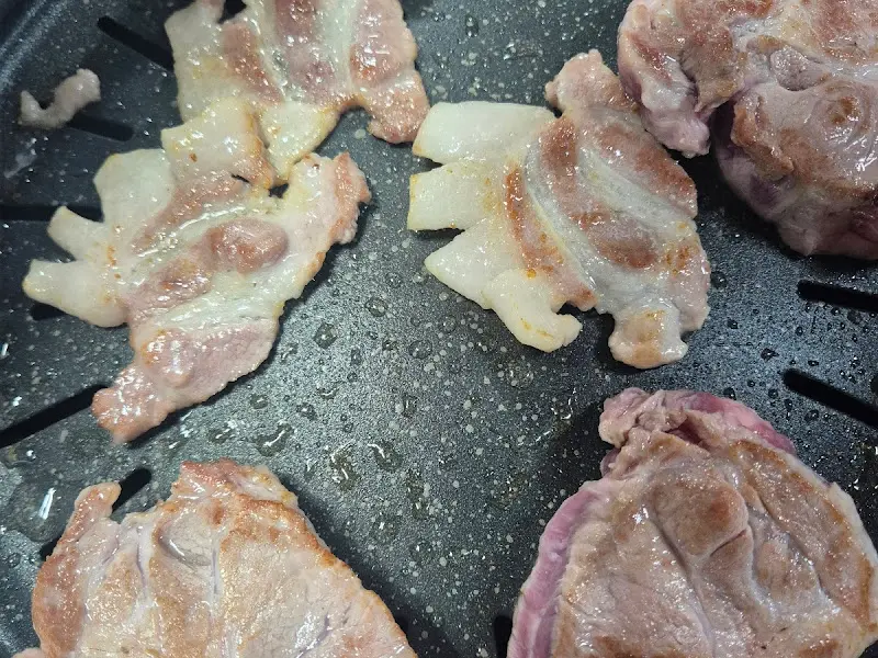 노릇하게 익어가는 가브리살