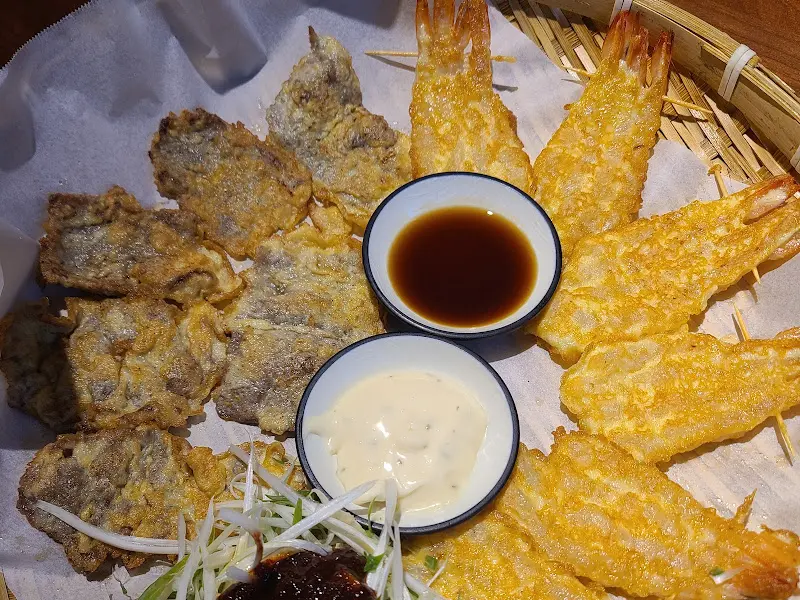 노릇노릇한 새우육전