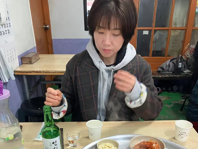 태평음식점 방문객