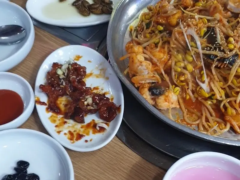 아구찜과 닭발의 조화