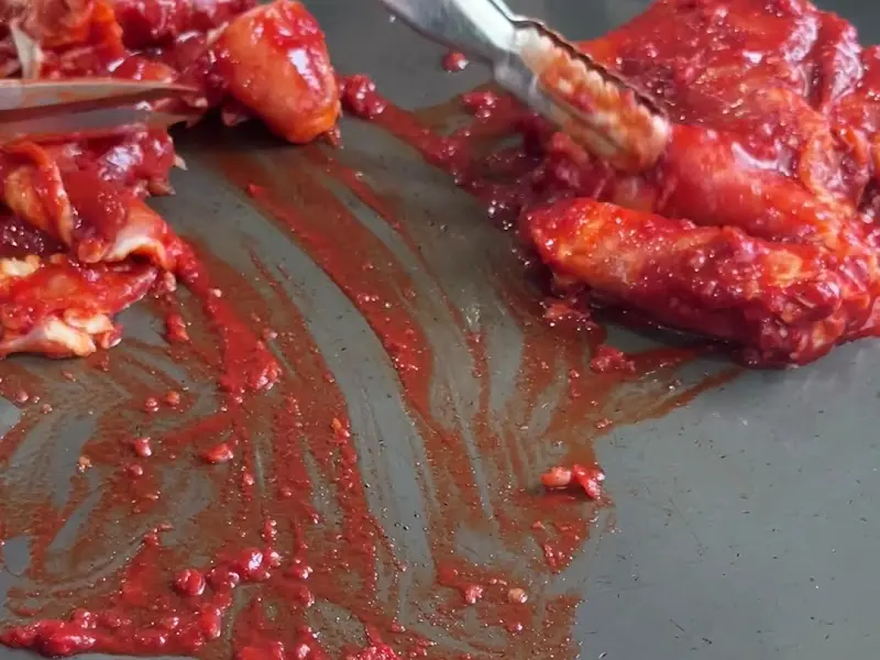 닭갈비가 익어가는 모습