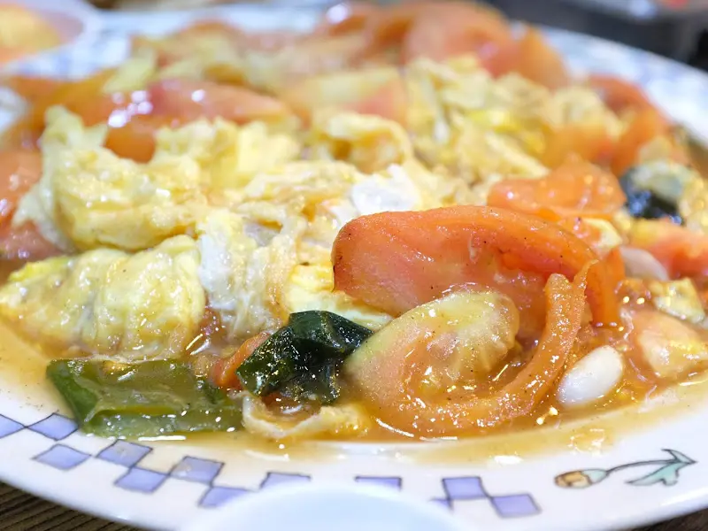 토마토와 계란의 조화가 돋보이는 토마토계란볶음