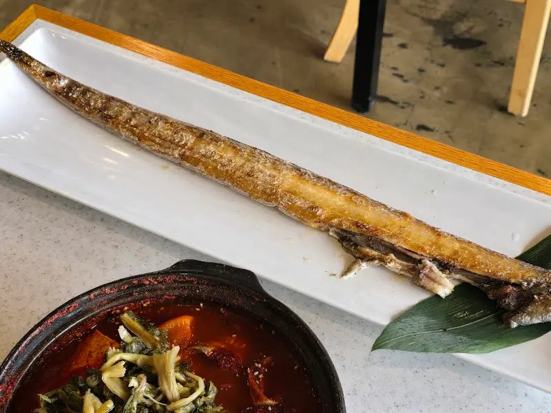 뼈가 발라진 갈치구이