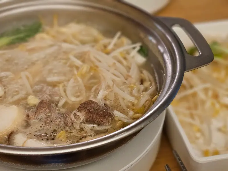 보글보글 끓는 샤브샤브