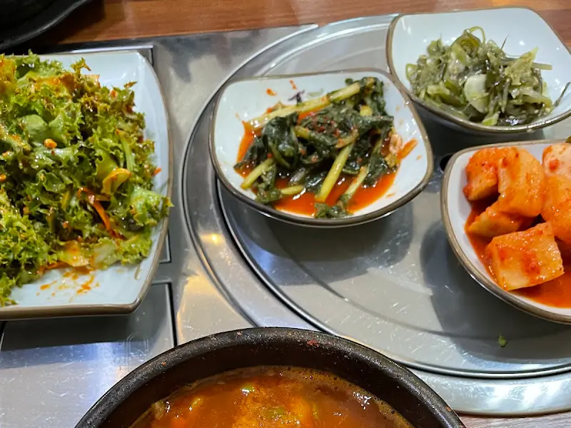 다양한 밑반찬 클로즈업