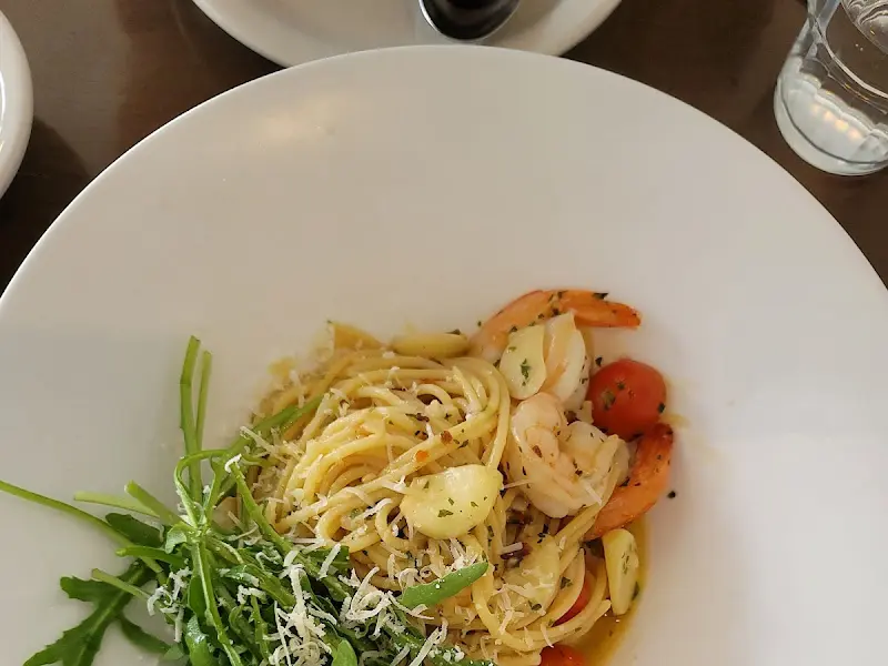 탱글탱글한 새우가 들어간 상하이 파스타