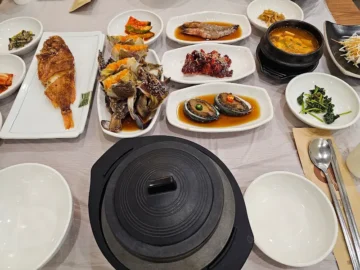 꽃게의 황홀경, 인천에서 맛보는 간장게장 명가 기행 맛집