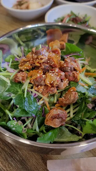 싱싱한 야채와 꼬막의 향연