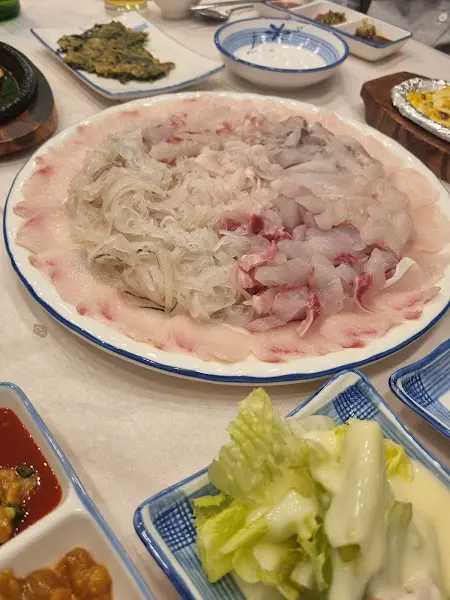 활어 물회의 신선한 활어회