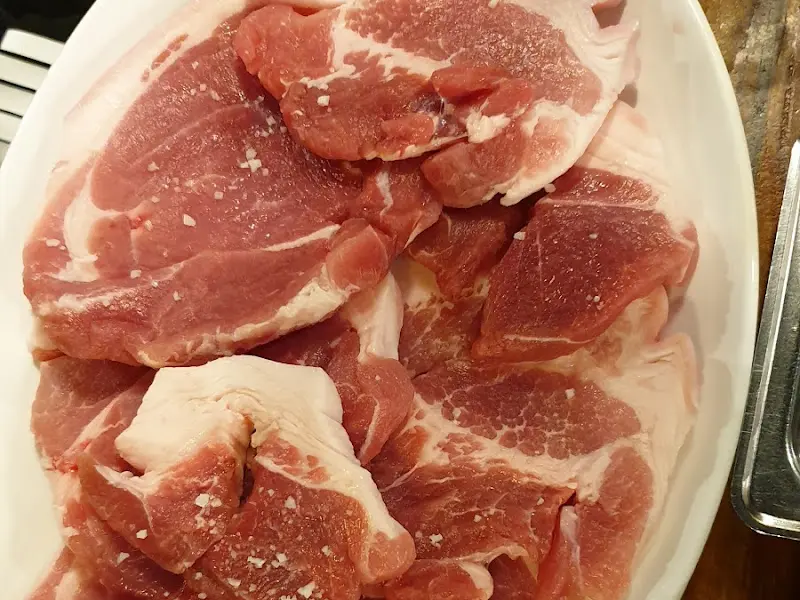 신선함이 느껴지는 명품 삼겹살