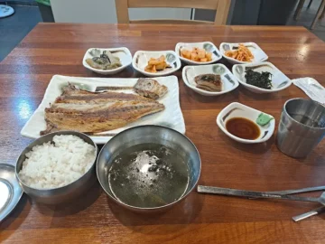 부산에서 맛보는 레트로 생선구이, 동아대병원 앞 ‘어부네’ 맛집 항해