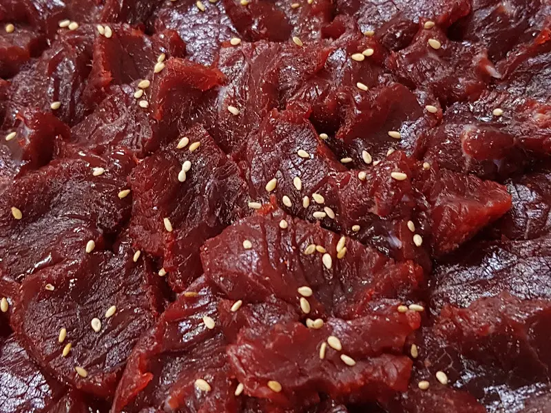 뭉티기의 클로즈업