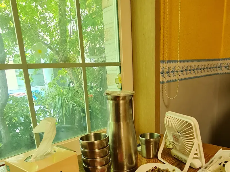 식당 창밖 풍경