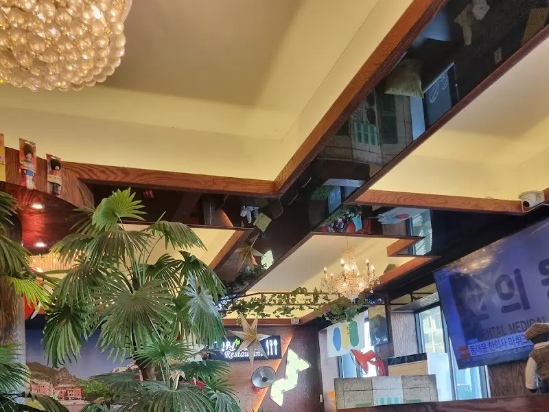 레스토랑 내부 인테리어