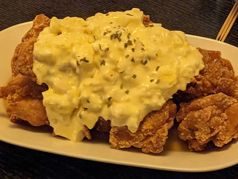 황홀한 비주얼의 모듬 튀김