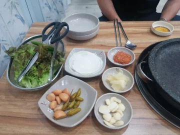 합천 삼가면 한우, 돌판 위에 피어나는 풍미…잊을 수 없는 그 지역 맛집