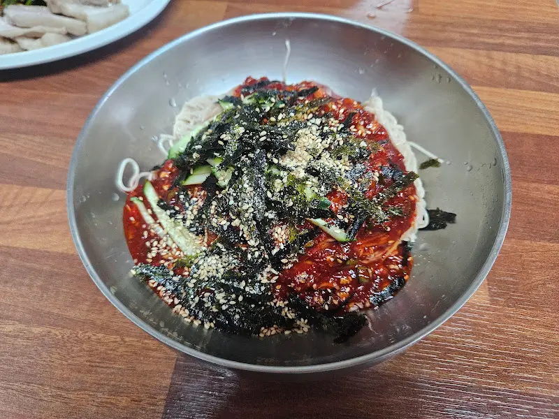 관대리 막국수 비빔 막국수
